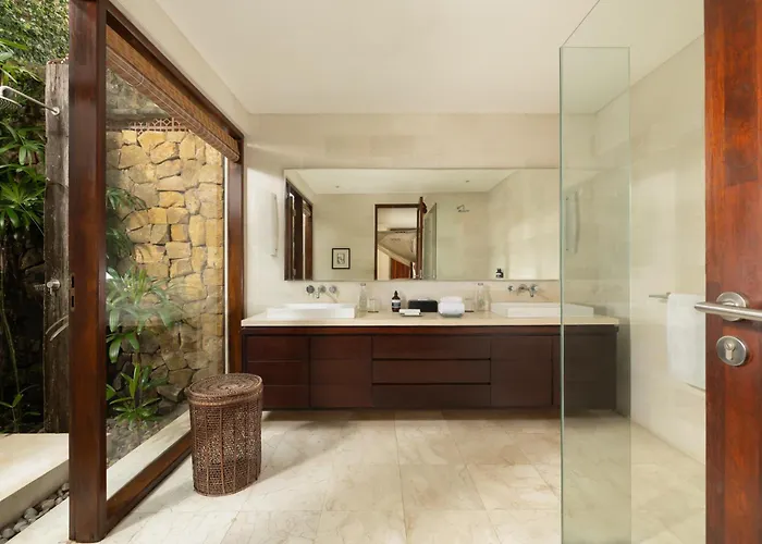 The Suar By Nakula Villa Seminyak
